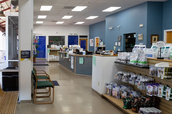 Town & Country Veterinary Hospital 12