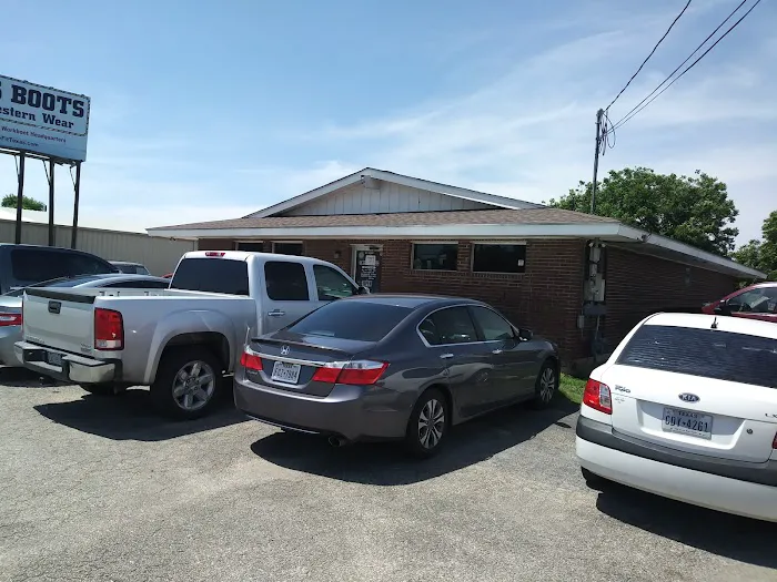 Rigsby Veterinary Clinic 12