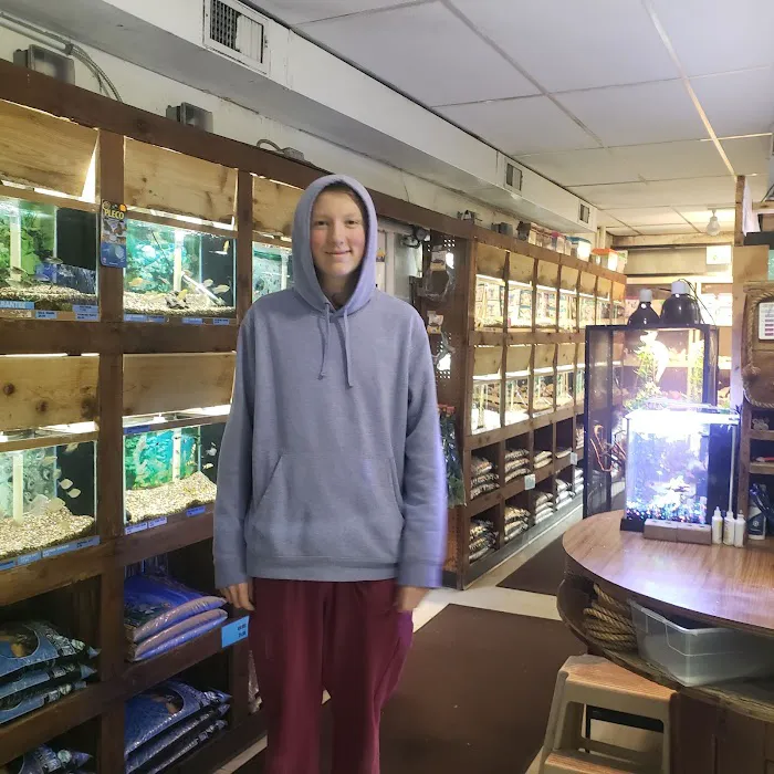 Terry's Aquarium & Pet Center 10