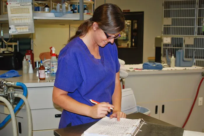 Sunnycrest Animal Care Center 12