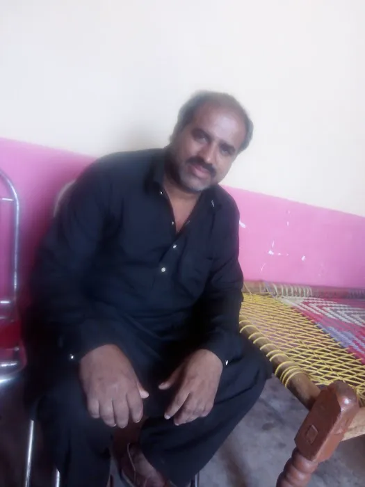 Dr. Qadeer 1