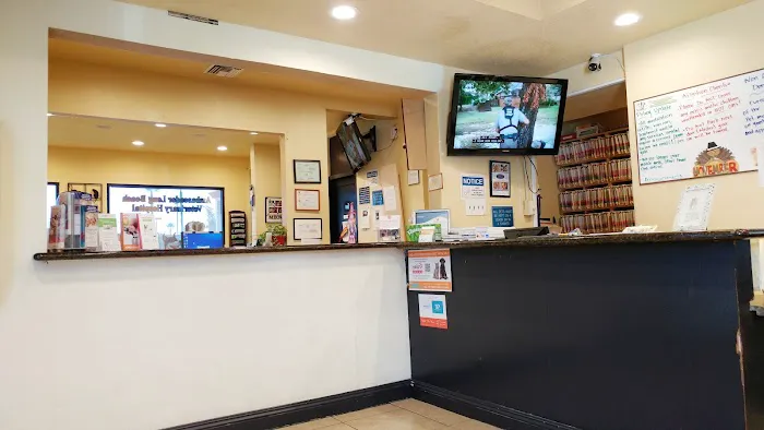 Ambassador Long Beach Veterinary Hospital 12