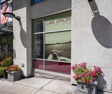 Lake Union Veterinary Clinic