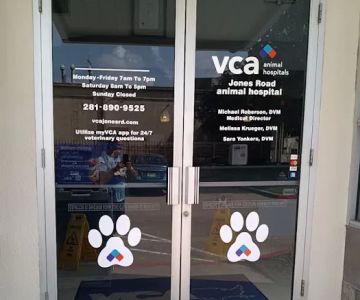 VCA Jones Road Animal Hospital