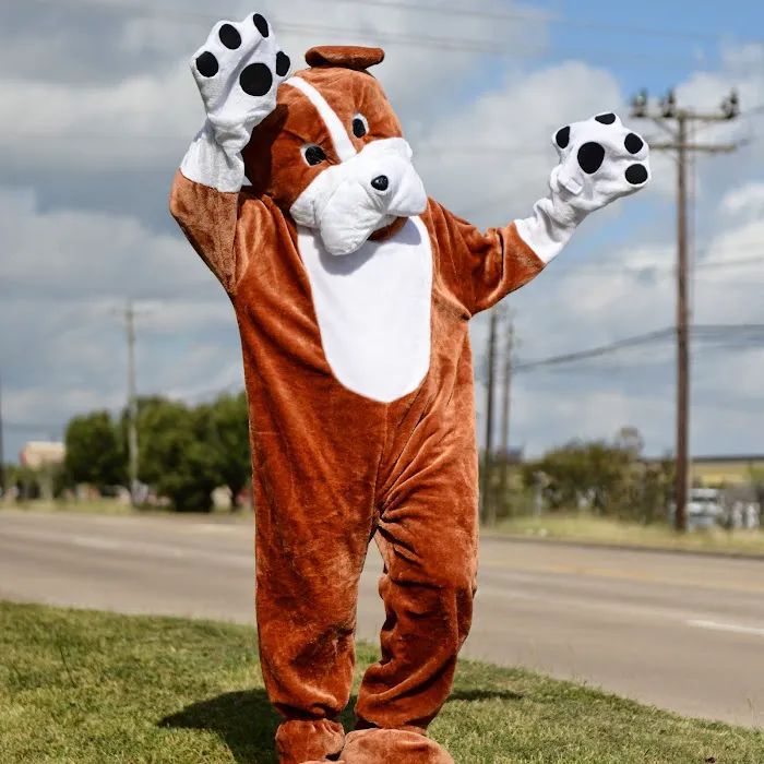 Claws & Paws Veterinary Hospital 12