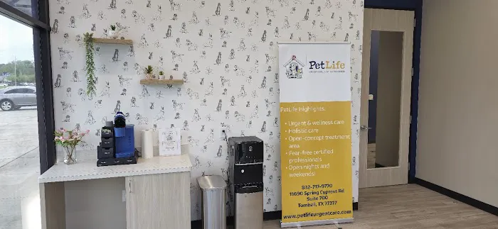 PetLife Urgent Care & Wellness Center 12