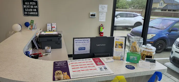 PetLife Urgent Care & Wellness Center 12