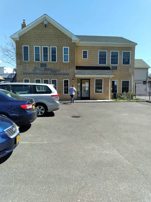 North Shore Animal League - Don and Karen Larocca Pet Wellness Center 6