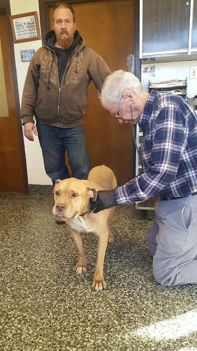 Crawford Animal Hospital 12