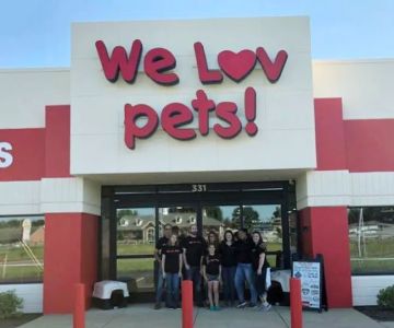 We Lov Pets