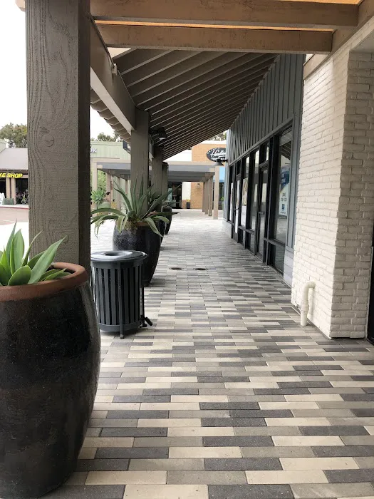 Encinitas Animal Hospital 2