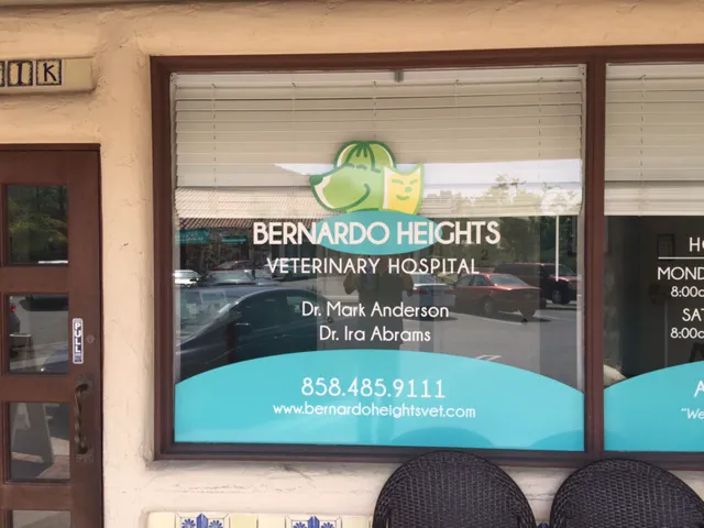 Bernardo Heights Veterinary Hospital 10