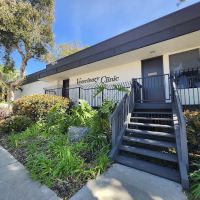Uptown Animal Hospital ico