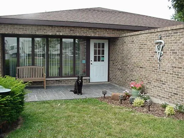 Meadow View Veterinary Clinic 12