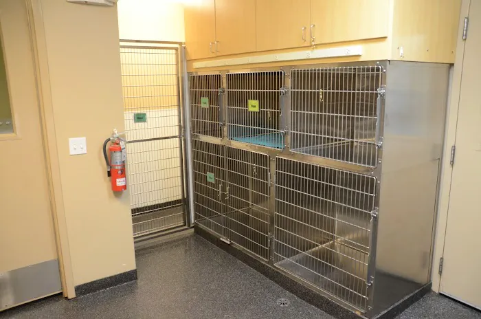 Gateway Veterinary Clinic 12