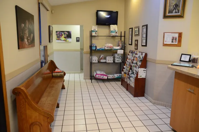 Gateway Veterinary Clinic 12