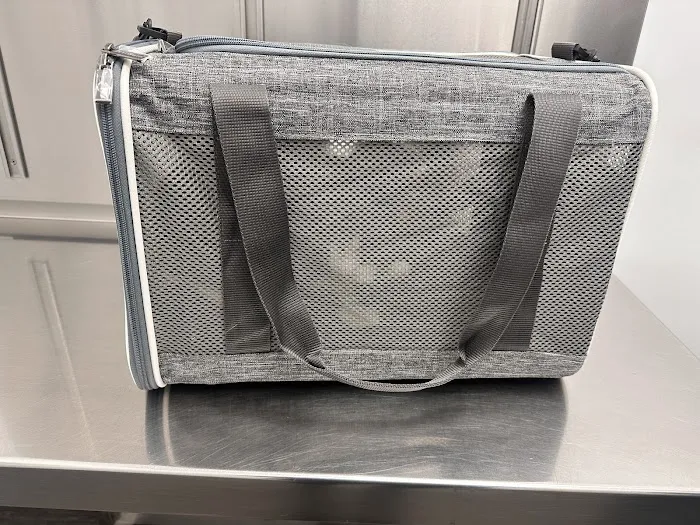Airmont Animal Hospital 12