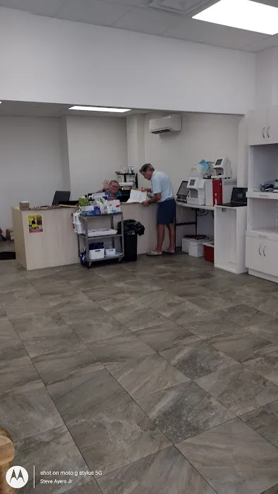 Englewood Animal Hospital 12