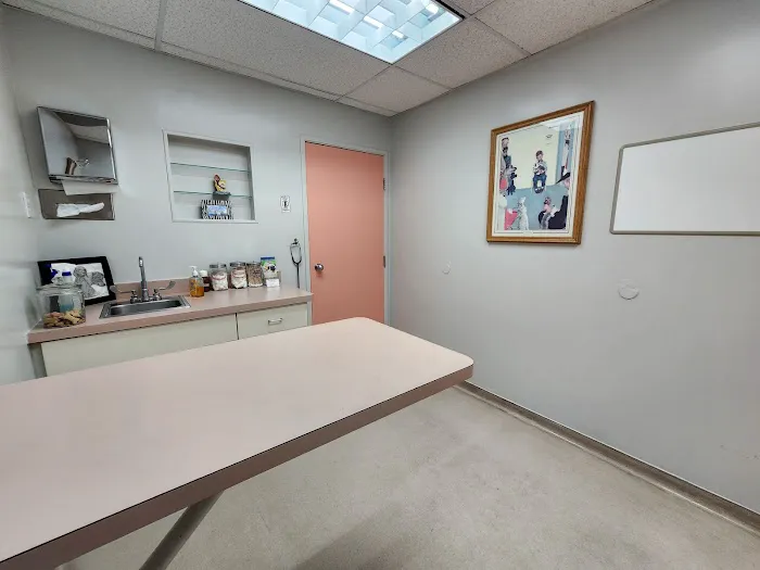 Sandy Hill Animal Clinic 3