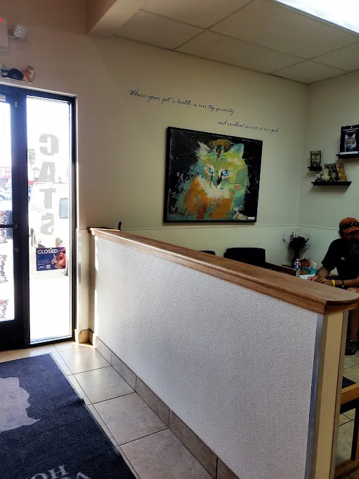 VCA Nellis Animal Hospital 9