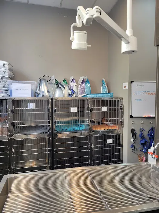 Hudson Animal Hospital 8
