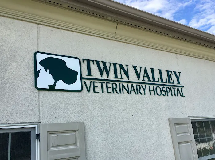Twin Valley Veterinary Hospital 2