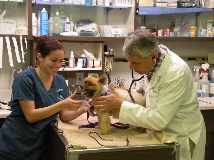 Berg Animal Hospital 12