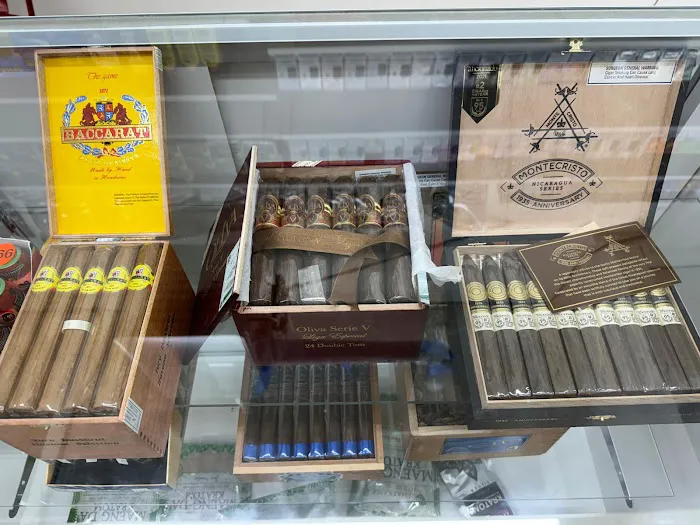 Main Street Tobacco Vape and Beer 12