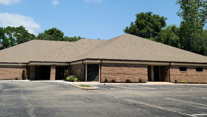 Dixie Veterinary Clinic 12