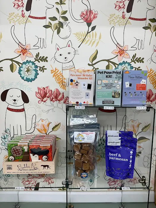 Woofs & Whiskers Boutique 12