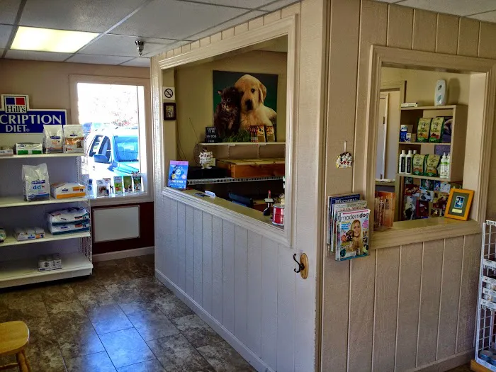 Goose Creek Animal Clinic: Watson Ray DVM 12