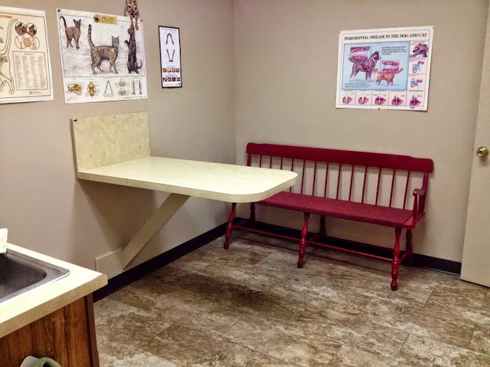 Goose Creek Animal Clinic: Watson Ray DVM 12