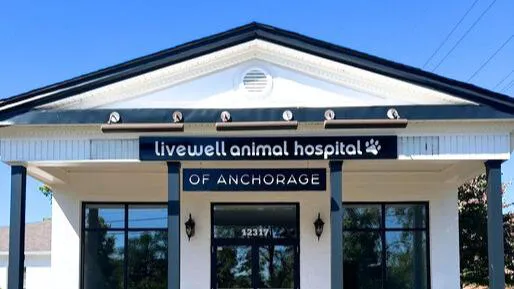 Livewell Animal Hospital of Anchorage 12