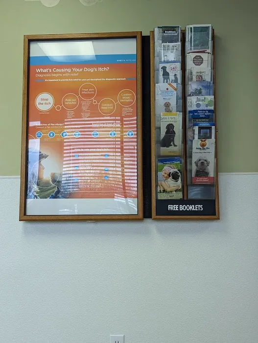 Anderson Hills Animal Care Hospital 12