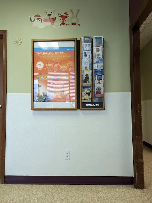 Anderson Hills Animal Care Hospital 12