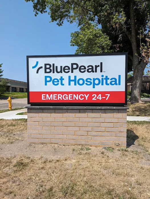 BluePearl Pet Hospital Golden Valley 12