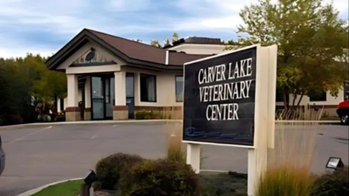 Carver Lake Veterinary Center 10