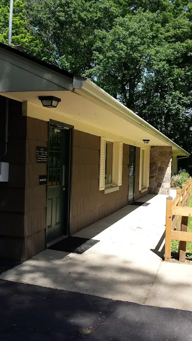 Arbor Hills Veterinary Clinic 3