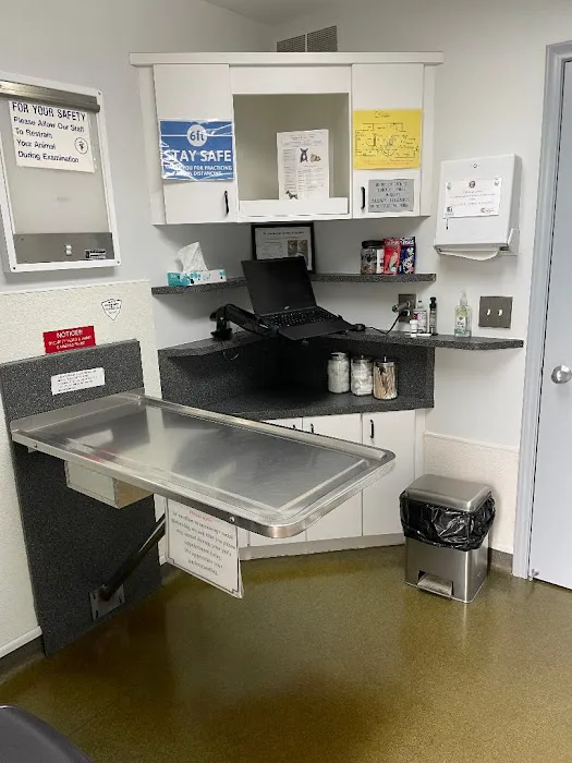 Pet Authority Animal Hospital 7