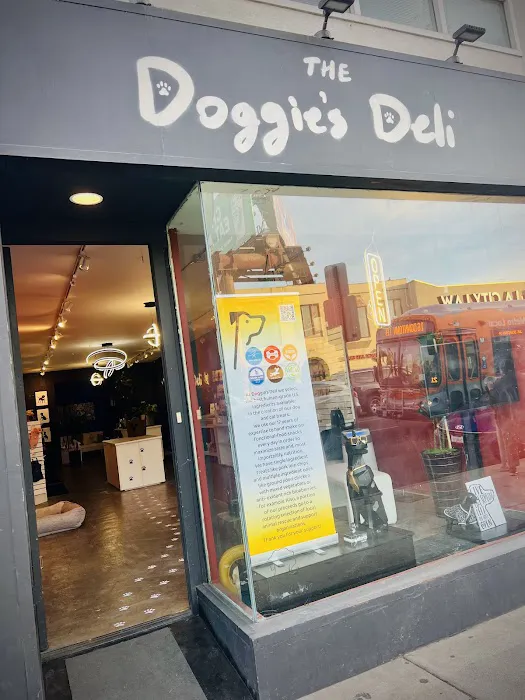 Doggie’s Deli 12