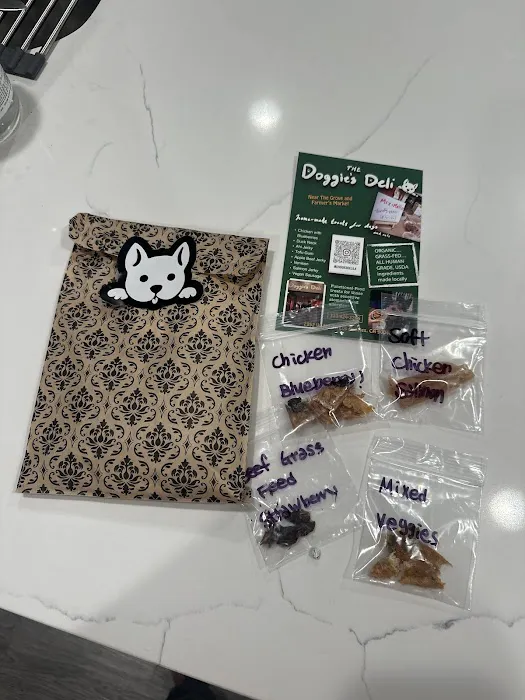 Doggie’s Deli 12