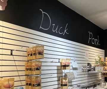 Doggie’s Deli
