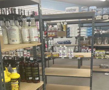 NUEVO LC VET tack & feed supply