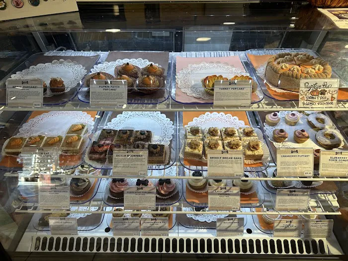 Three Dog Bakery Encino 12