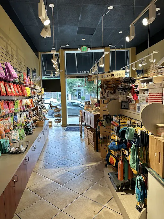 Three Dog Bakery Encino 12