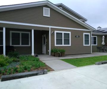 The Small Animal Clinic at Piedmont Equine