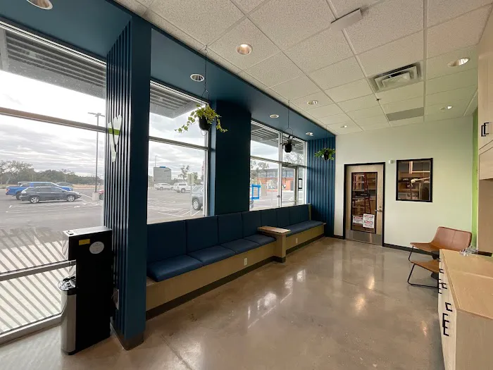 Thrive Pet Healthcare - Alamo Ranch 12