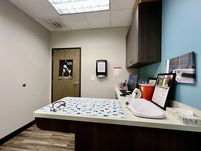 Dominion Crossing Veterinary Hospital 12