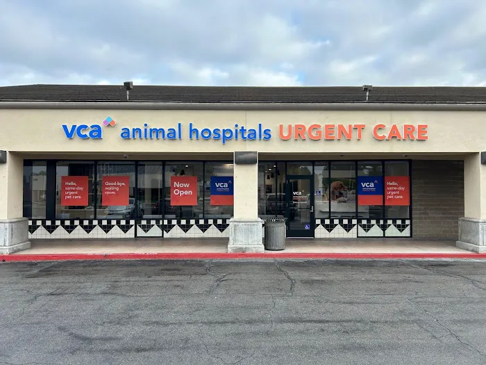 VCA Animal Hospitals Urgent Care - Tustin 12