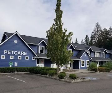Petcare Hospital & Wellness Center, A Thrive Pet Healthcare Partner
